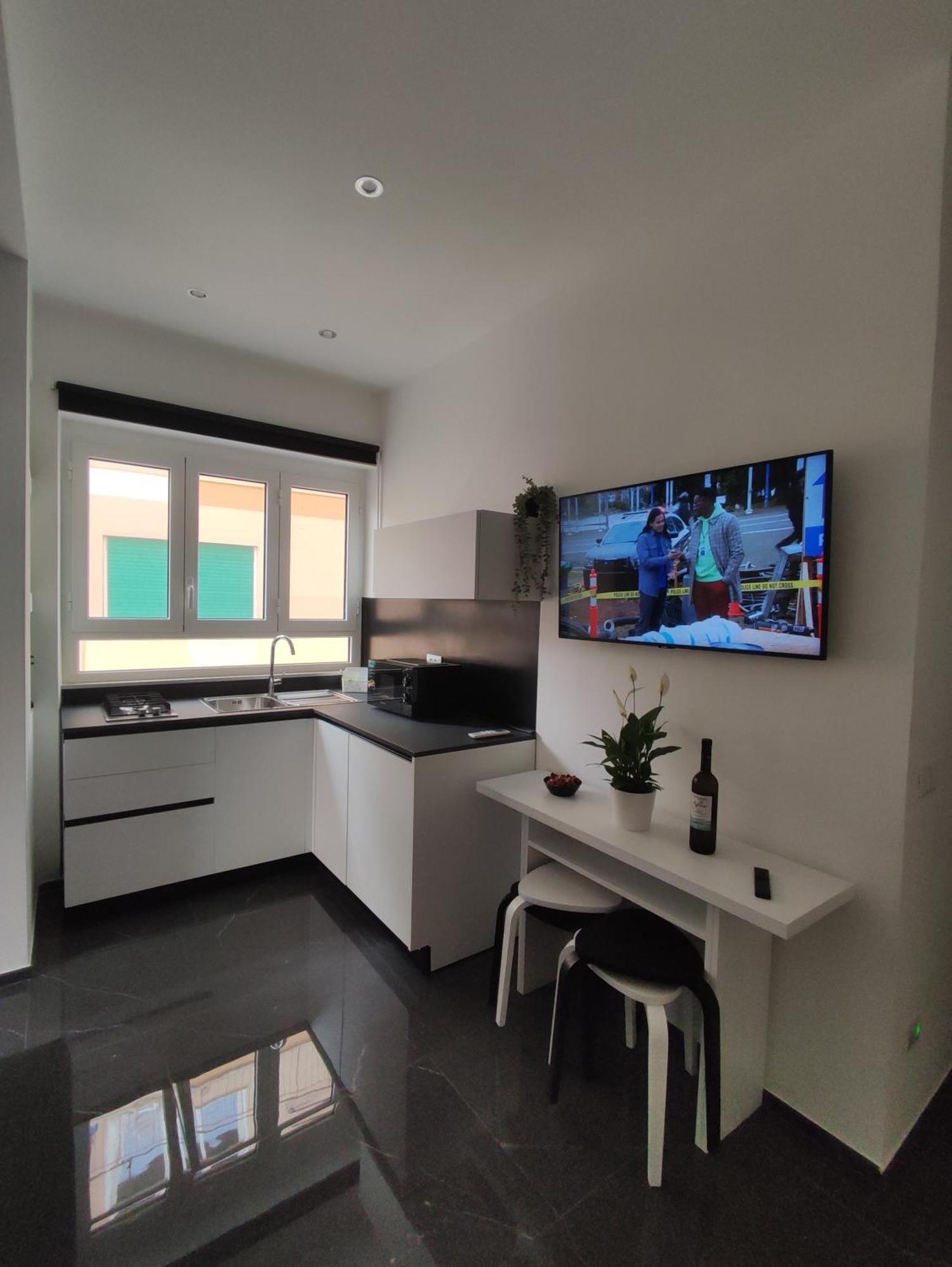 Oniria Suite - 100 Mt Dal Mare Terracina Exterior foto